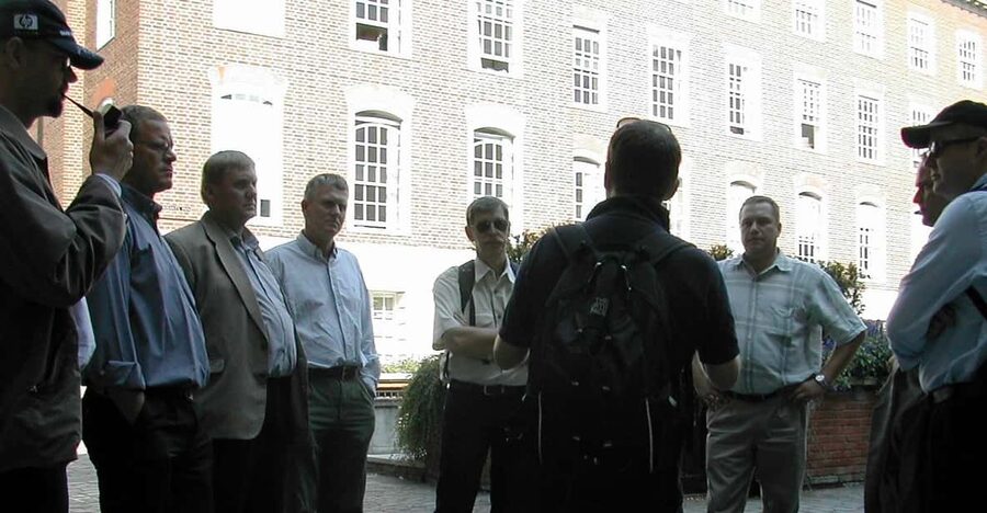 London: Beyond Jack the Ripper Serial Killers Walking Tour - Declan’s theatrical, research-led storytelling