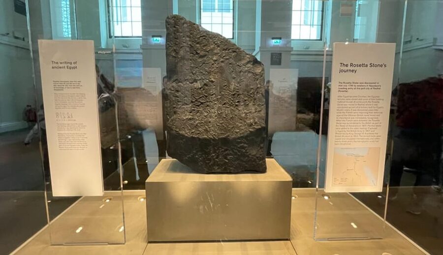 London: British Museum Audio Tour & Priority Entrance Ticket - Greek and Roman galleries, from temples to athletes
