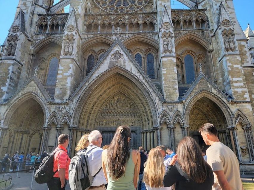 London: Buckingham, Big Ben & Westminster Abbey Tour - Big Ben and Buckingham Palace are views, not visits inside