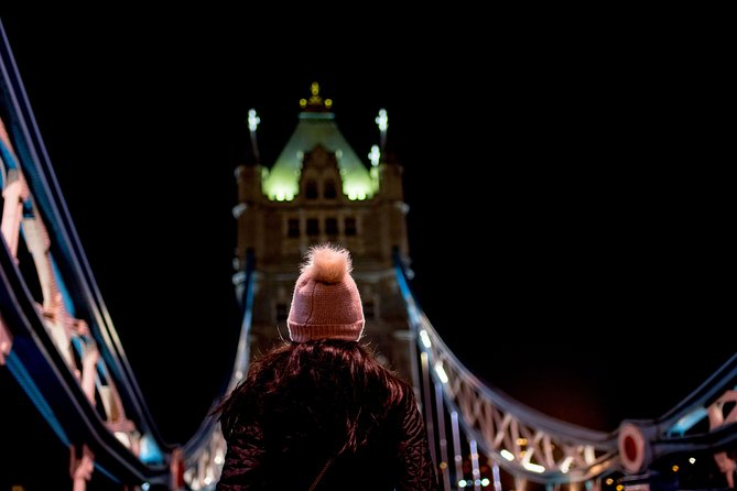 London by Night Bus Tour with Christmas Lights and Live Guide - Cold, traffic, and the question of value