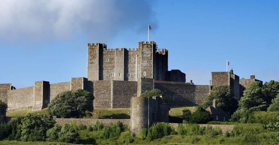 London: Canterbury Cathedral, Dover Castle, and White Cliffs - Three very different sides of southeast England