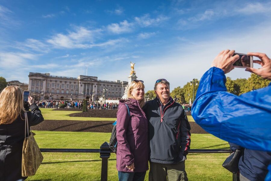 London: Changing of the Guard Walking Tour - Who should book this walk?