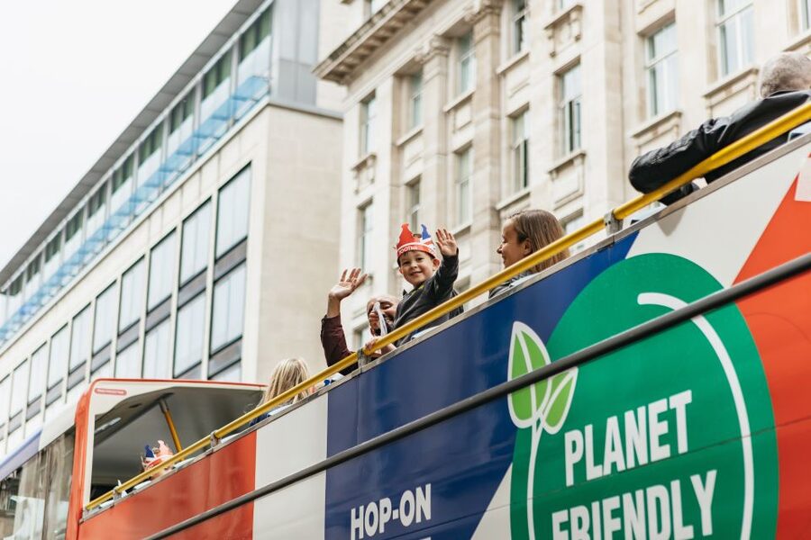London: Children's Open Top Bus Tour - What the apps add after the ride