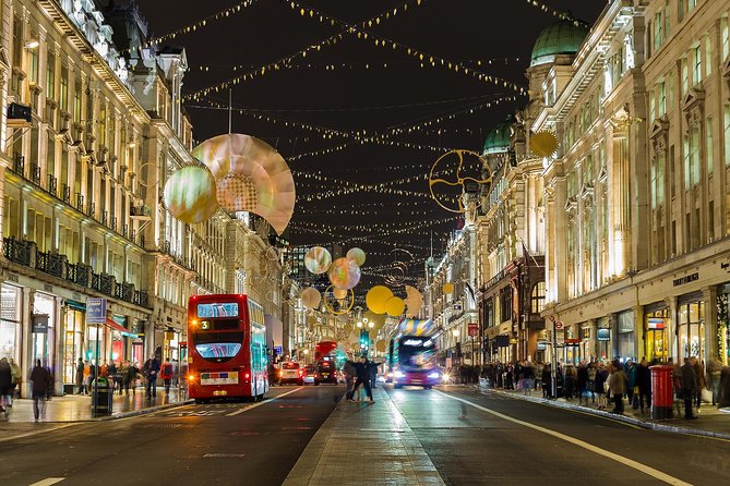 London: Christmas Lights Tour by Vintage Double-Decker Bus - Oxford Street and Regent Street from above
