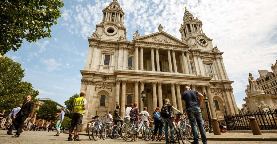 London: Classic Gold 3.5-Hour Bike Tour - The legal district, Leather Lane and Smithfield