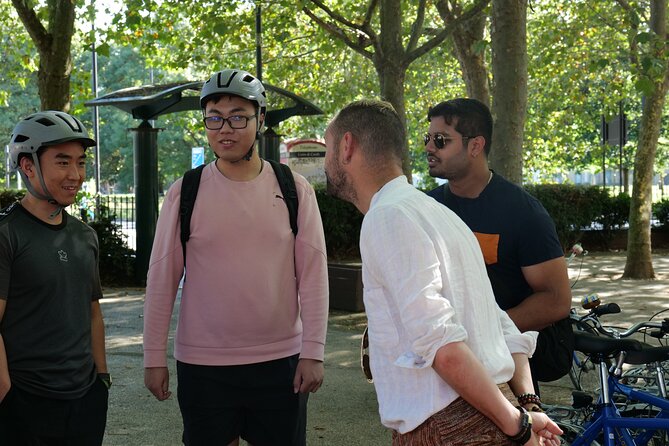 London Classic Landmarks Bike Tour with Local Guide - Is $55.42 Good Value?