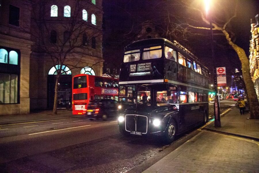 London: Comedy Horror Ghost Tour on a Bus - The Tower of London and the capital’s darker reputation