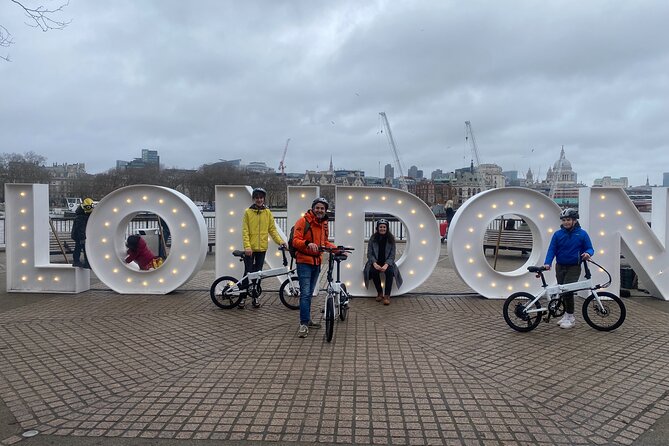 London E-Bike tour & Borough market - Westminster Abbey and the Palace in brief