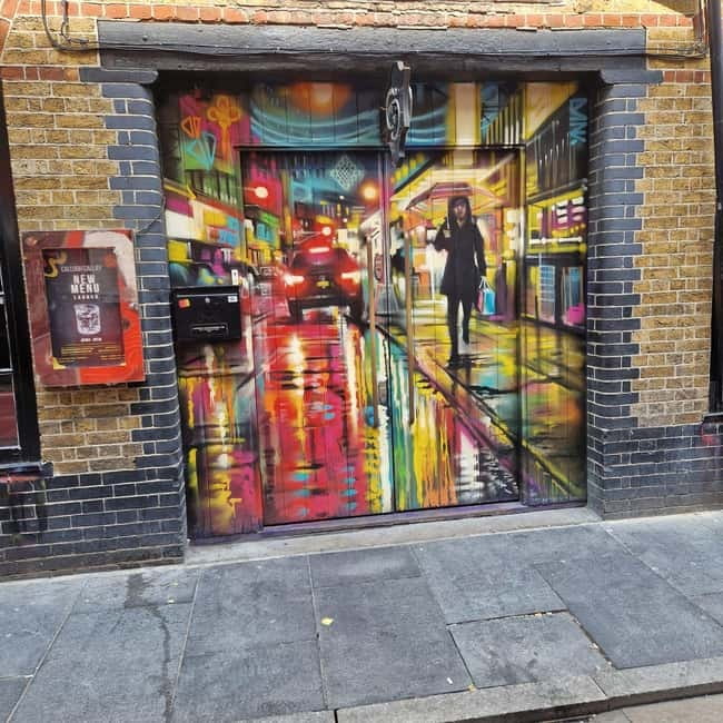 London: East End Instagrammable Street Art & Graffiti Tour - Rivington Street: Banksy and Thierry Noir