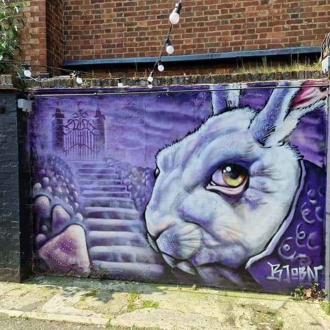 London: East End Instagrammable Street Art & Graffiti Tour - Is $49 good value for two hours?