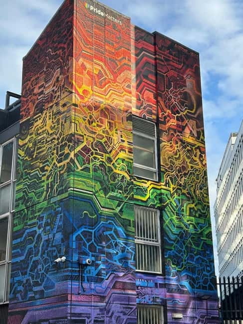 London: East End Instagrammable Street Art & Graffiti Tour - Should you book this Shoreditch street art tour?