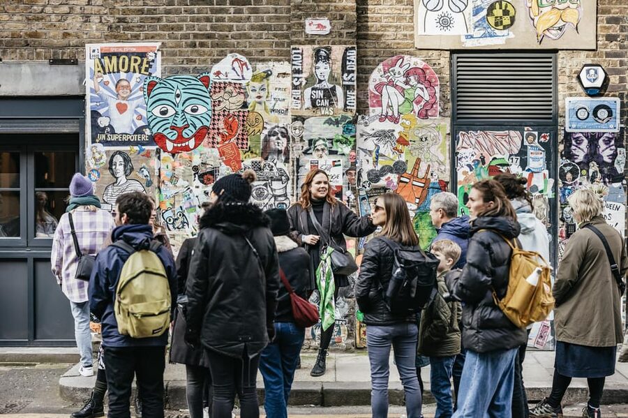 London: East End Street Art Tour and Spray Painting Workshop - Whitechapel’s workshop puts paint in your hands
