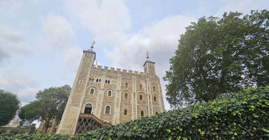 London: Easy Access Tower of London and Crown Jewels Tour - The White Tower, armory and time to look around