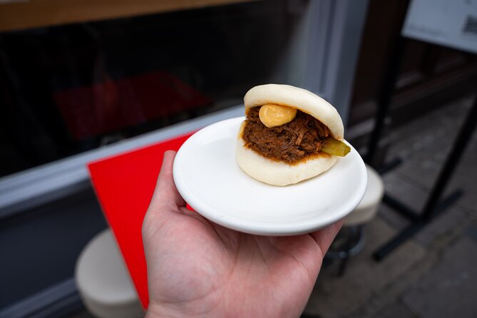 London Foodie Adventure:More than 10 dishes with Sherpa Food Tour - Indian street food and Taiwanese-style buns