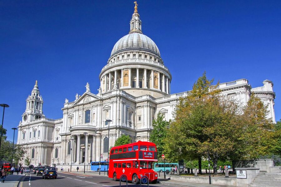 London: Full-Day London Bus Tour - Who should book this London day tour?