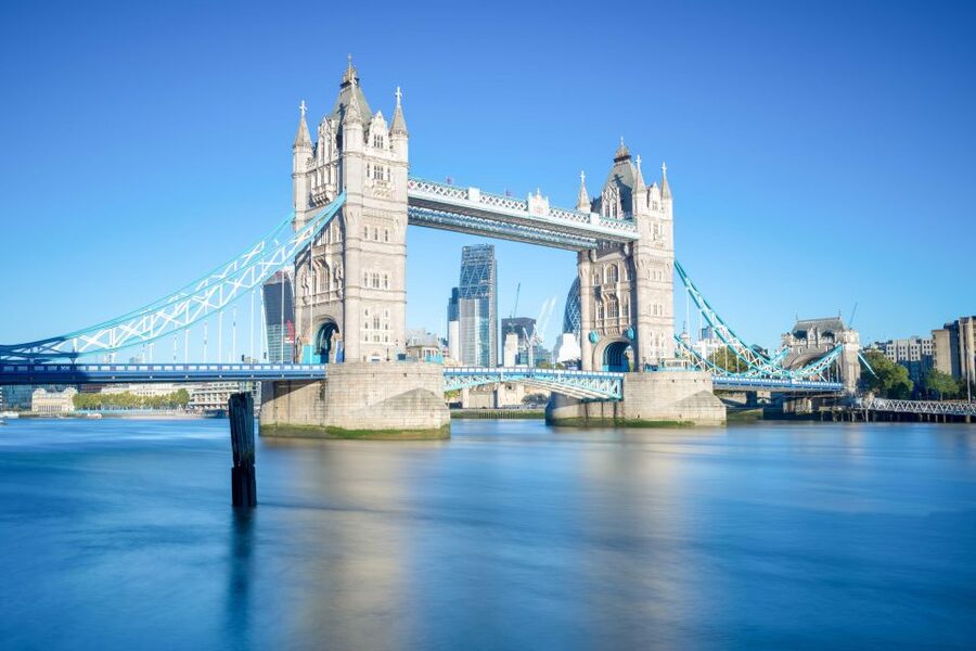 London: Full-Day Sightseeing Bus Tour with River Cruise - St. Paul’s Cathedral, Wren’s great dome