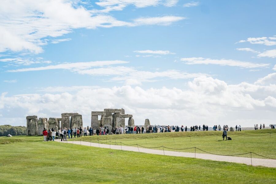 London: Full-Day Windsor, Stonehenge, and Oxford Tour - What the $120 fare buys you
