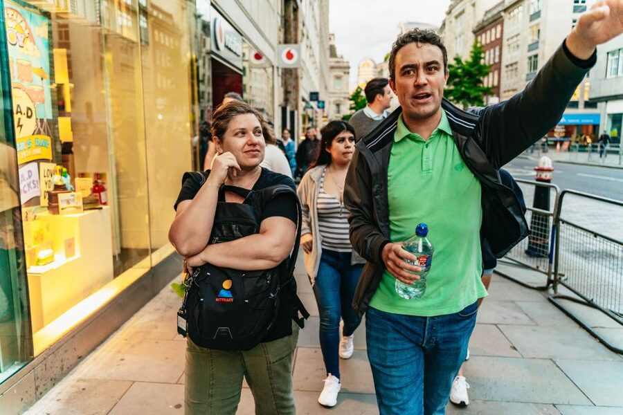 London: Ghastly Ghosts 2-Hour Walking Tour - What the stories are like