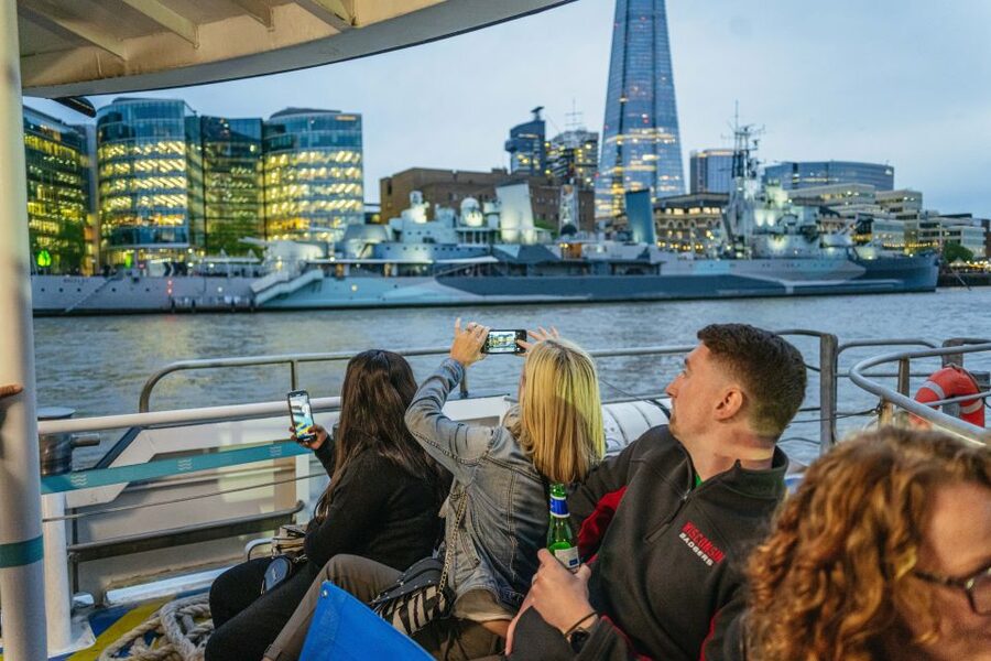 London: Ghost Walk and River Thames Boat Ride - St James’s Palace and royal London
