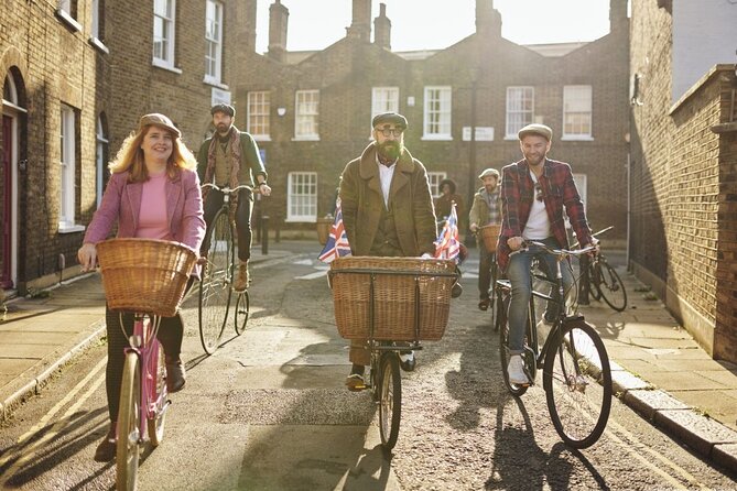 London Gin Safari: A Spirited, Juniper-Fuelled Jaunt - Gin history, served at street level