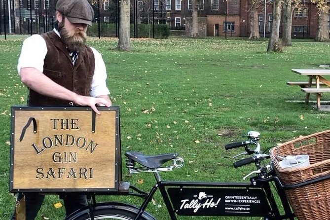 London Gin Safari: A Spirited, Juniper-Fuelled Jaunt - Guides who make the ride