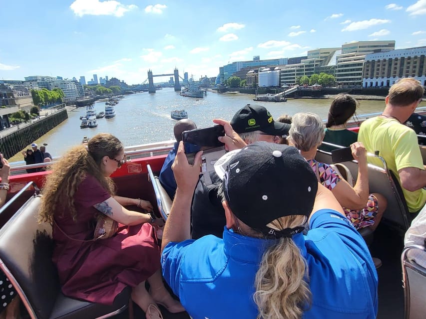 London: Guided Sightseeing Tour on a Vintage Open-Top Bus - Should you book the Routemaster tour?