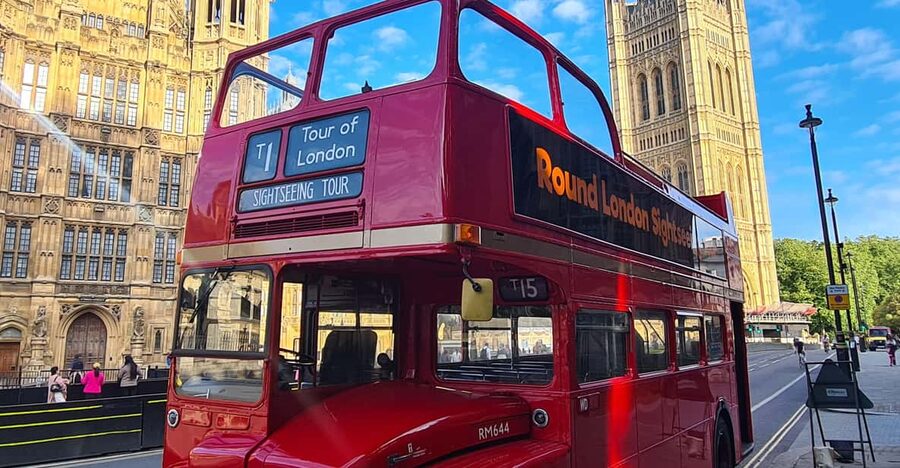 London: Guided Sightseeing Tour on a Vintage Open-Top Bus - Why the Routemaster changes the feel of the ride