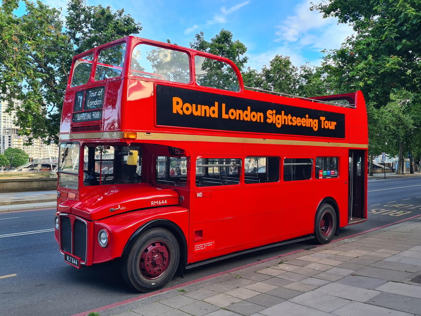 London: Guided Sightseeing Tour on a Vintage Open-Top Bus - Embankment to St. Paul’s: a quick orientation