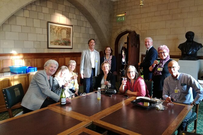 London: Guided Tour Westminster Abbey + Optional Parliament Entry - Parliament: know which option you are buying