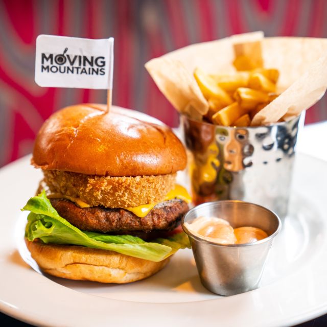 London: Hard Rock Cafe with Set Menu for Lunch or Dinner - What priority seating really gets you