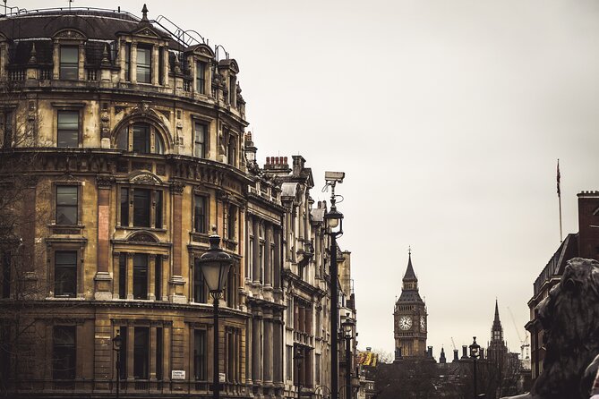 London: Harry Potter Movie Locations Magical Guided Tour - Theatre stops and premiere memories