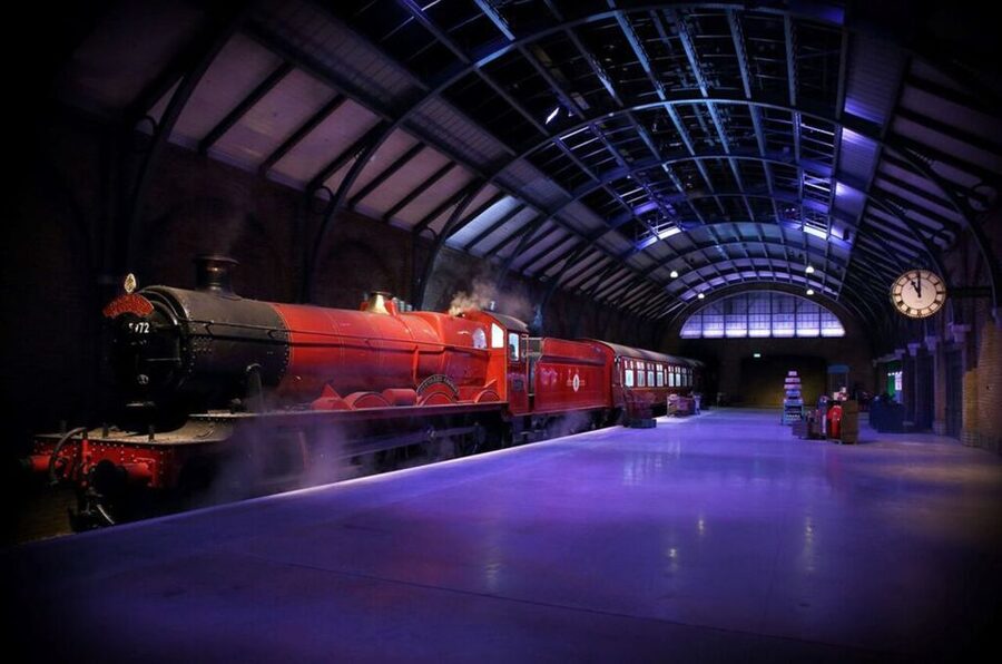London: Harry Potter Studio Tour and Oxford Day Trip - Oxford first, then a day inside the films