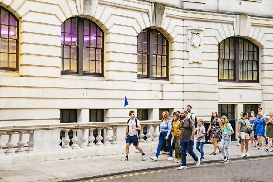 London: Harry Potter Walking Tour in German - How the Guides Shape the Experience