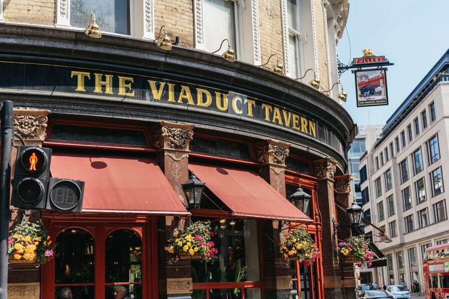 London: Historic Pubs of Central London Walking Tour - What $39 buys, and what it does not