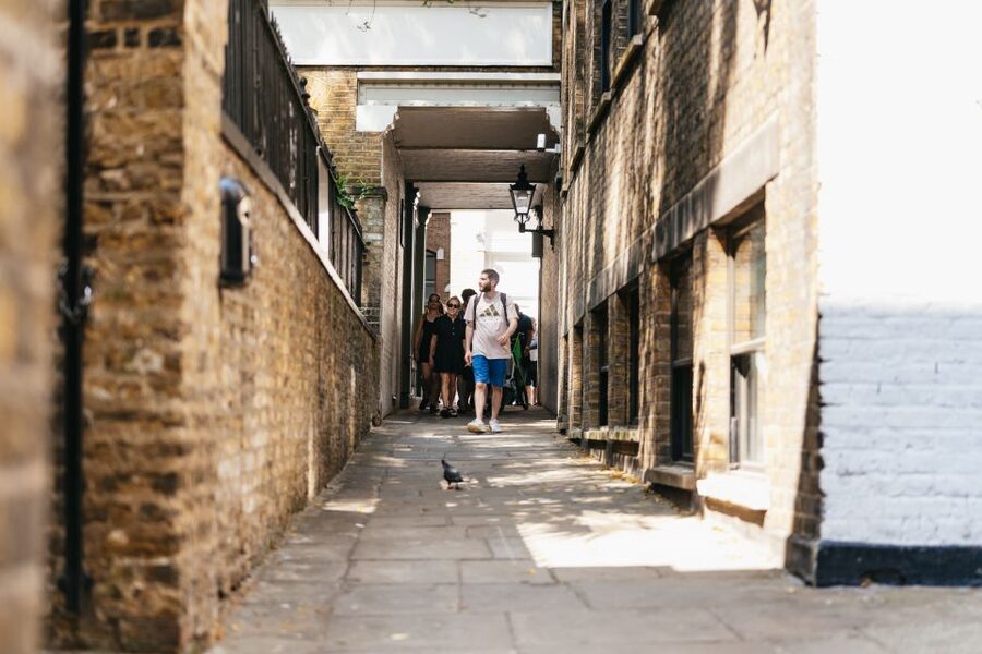 London: Historic Pubs of Central London Walking Tour - The Street of Shame and the city behind it