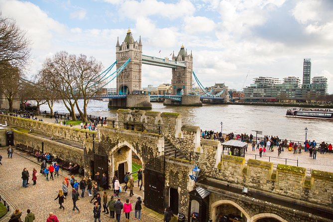 London In One Day Tour with River Cruise & London Eye Option - The Tower of London: admission, but no inside guide