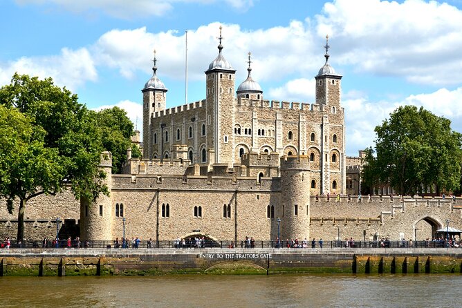 London In One Day Tour with River Cruise & London Eye Option - The Thames cruise gives your feet a break