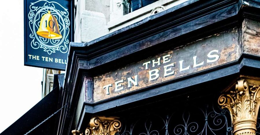 London: Jack the Ripper Walking Tour - The streets turn the case into a place