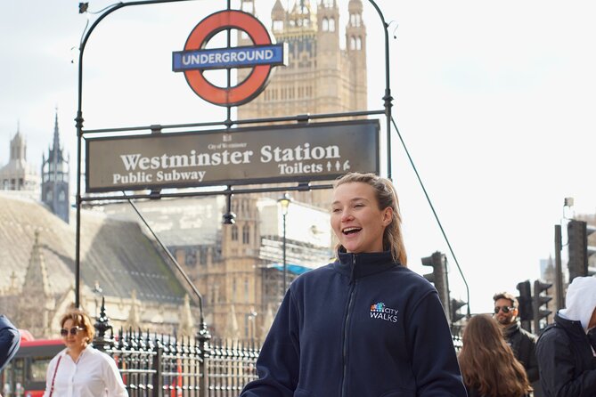 London: Landmarks Walking Tour - How the guide shapes the experience