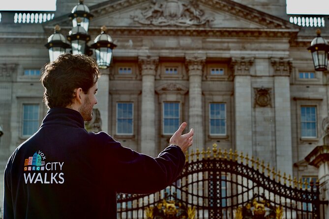 London: Landmarks Walking Tour - Churches, parks, and royal residences