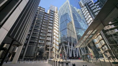 Modern Architecture & Building Guided Walking Tour