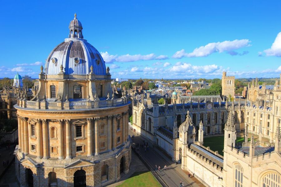 London: Oxford, Stratford, Cotswolds, and Warwick Day Trip - Oxford’s lanes and university landmarks