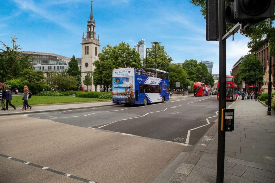 London: Panoramic Open-Top Bus Tour - A fast introduction to central London