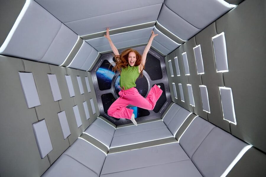 London: Paradox Museum Entry Ticket - Camouflage, castle corridors and a giant’s throne