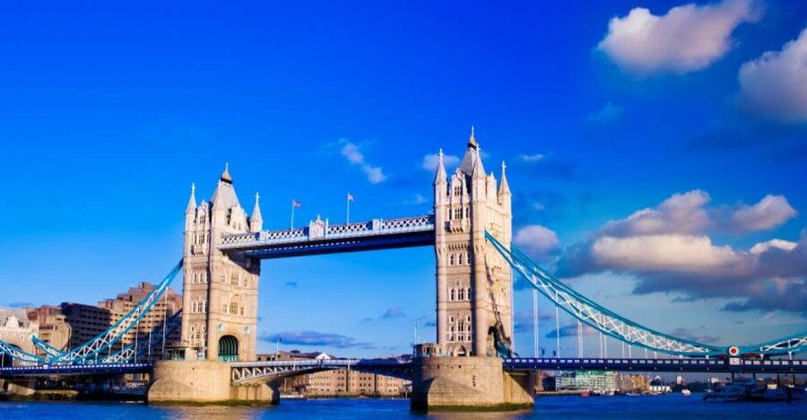 London Private 4-Hour Taxi Tour - What the four-hour cab tour is good at