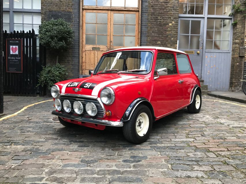 London: Private Panoramic 2-Hour Tour in a Classic Car - London from a Mini’s low-down viewpoint