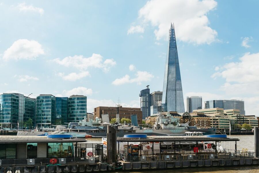 London: River Thames Hop-On Hop-Off Sightseeing Cruise - Comfort, access and small practical details