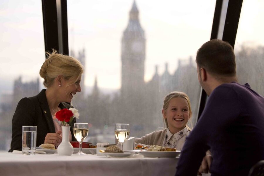 London River Thames Lunch Cruise - The river route and its headline sights