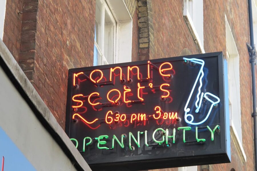 London: Rock 'n' Roll History Tour - Notting Hill’s reggae, hippie and punk connections