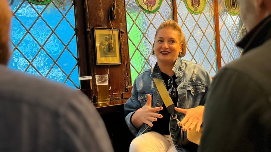 London: Royal Historic Pubs Walking Tour - Four pubs, one royal neighbourhood